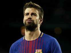 Pique pens new Barcelona contract through to 2022