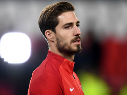 Liverpool and Newcastle target Trapp planning PSG stay