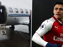 Alexis Sanchez jets off to undergo Manchester United medical