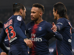 Paris Saint-Germain 9 Guingamp 0: Verratti injured for rampant champions