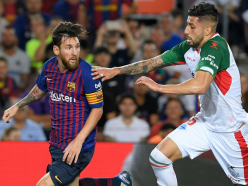 Messi & Coutinho see Barcelona past Alaves