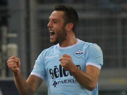 Man Utd and Liverpool warned to expect De Vrij frustration
